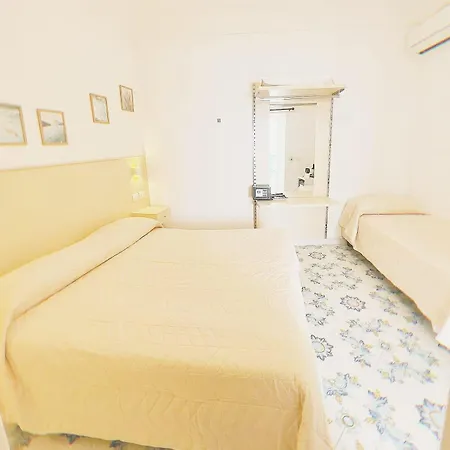 Vista Mare Bb Bed & Breakfast 4*